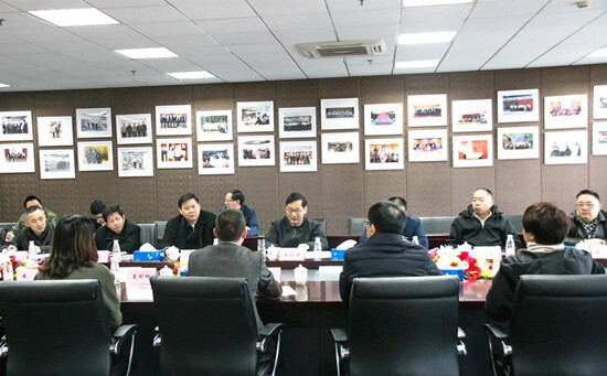 王劍侯副市長(zhǎng)來(lái)賽爾集團(tuán)調(diào)研